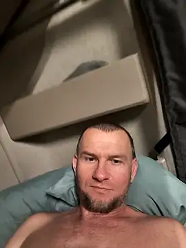 Snapshot of RoadDaddyXL chatting on September 27, 2025, 3:01 am RoadDaddyXL online show from September 27, 2025, 3:01 am