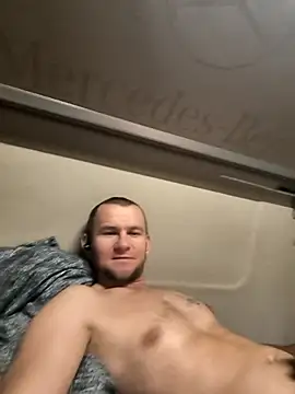 Snapshot of RoadDaddyXL chatting on October 28, 2025, 10:14 am RoadDaddyXL online show from October 28, 2025, 10:14 am