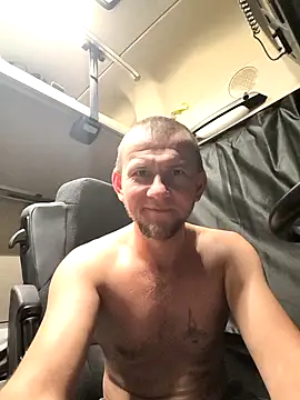 Snapshot of RoadDaddyXL chatting on October 4, 2025, 12:56 am RoadDaddyXL online show from October 4, 2025, 12:56 am