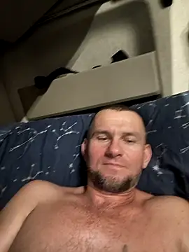 Snapshot of RoadDaddyXL chatting on September 29, 2025, 7:30 pm RoadDaddyXL online show from September 29, 2025, 7:30 pm