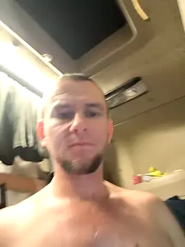 Snapshot of RoadDaddyXL chatting on October 4, 2025, 3:02 pm RoadDaddyXL online show from October 4, 2025, 3:02 pm