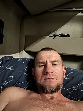 Snapshot of RoadDaddyXL chatting on September 30, 2025, 1:50 pm RoadDaddyXL online show from September 30, 2025, 1:50 pm