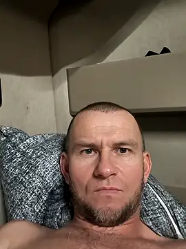 Snapshot of RoadDaddyXL chatting on October 15, 2025, 9:56 pm RoadDaddyXL online show from October 15, 2025, 9:56 pm