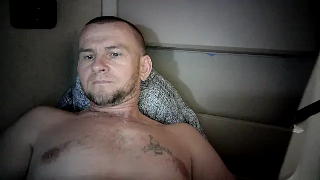 RoadDaddyXL online show from September 13, 2025, 12:27 pm