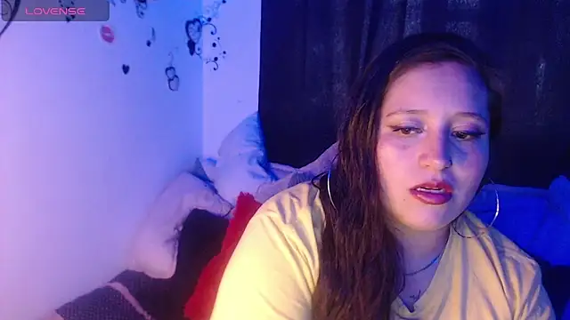 nahomy jonhs online show from November 3, 2025, 10:13 pm