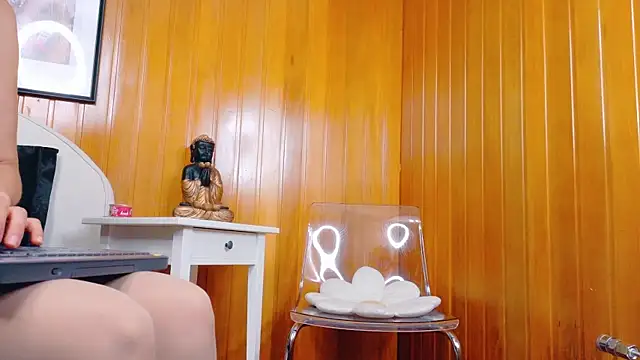 Snapshot of Zafiro_Gem_ chatting on October 15, 2025, 7:55 pm Zafiro Gem  online show from October 15, 2025, 7:55 pm