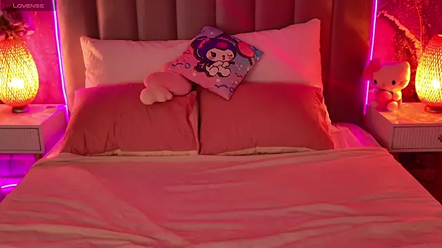 MellisaLanee online show from September 19, 2025, 4:11 pm