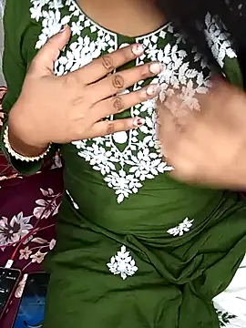 Cute Anisha1 online show from October 1, 2025, 3:38 pm