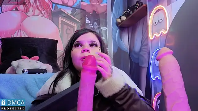 Snapshot of CandyKane06_ chatting on October 6, 2025, 2:46 am CandyKane06  online show from October 6, 2025, 2:46 am