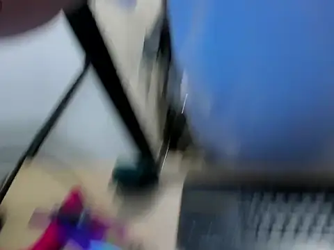 Snapshot of JhoanMontes chatting on October 30, 2025, 7:44 pm JhoanMontes online show from October 30, 2025, 7:44 pm