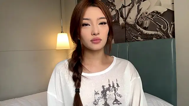 LaurelLeier online show from December 20, 2025, 6:49 am