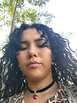  IRENNE  online show from September 12, 2025, 9:25 pm