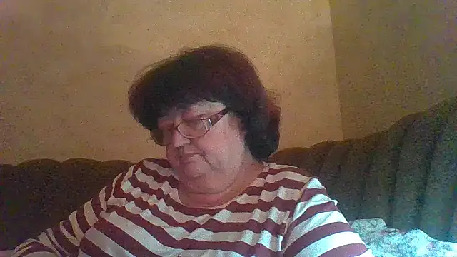 MilaSky5303 online show from September 22, 2025, 4:24 pm