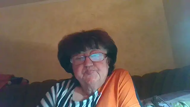 MilaSky5303 online show from September 30, 2025, 9:21 pm