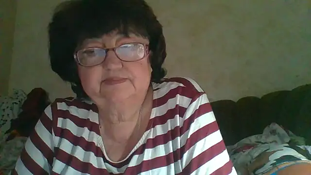 MilaSky5303 online show from October 6, 2025, 12:17 pm