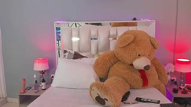 Snapshot of Darlyn_tenderhot__ chatting on September 21, 2025, 5:40 pm Darlyn tenderhot   online show from September 21, 2025, 5:40 pm