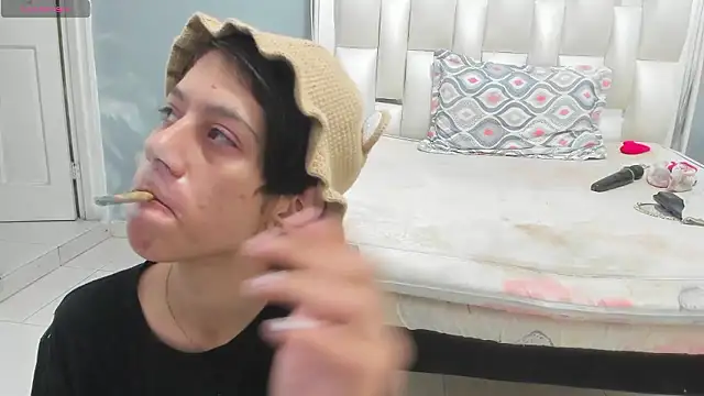 Snapshot of Darlyn_tenderhot__ chatting on October 27, 2025, 2:34 am Darlyn tenderhot   online show from October 27, 2025, 2:34 am