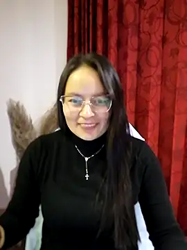 Snapshot of Daliz_Leon chatting on October 21, 2025, 10:53 pm Daliz Leon online show from October 21, 2025, 10:53 pm