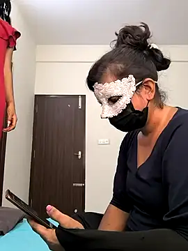 your chandni04 online show from February 6, 2026, 7:26 am