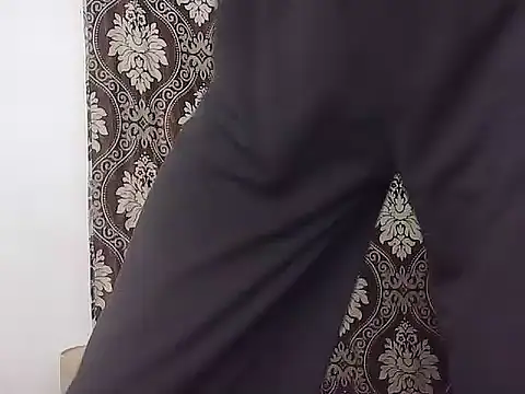 classyfoxhiromi online show from July 6, 2026, 12:23 pm