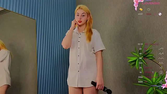 dreamhannah online show from September 11, 2025, 7:58 pm