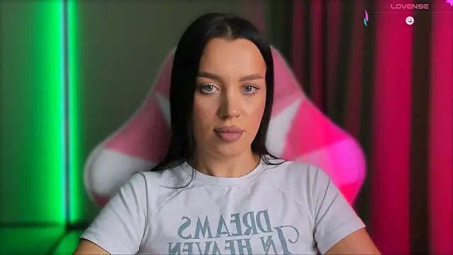 AmeliaSonk231 online show from October 15, 2025, 7:11 pm