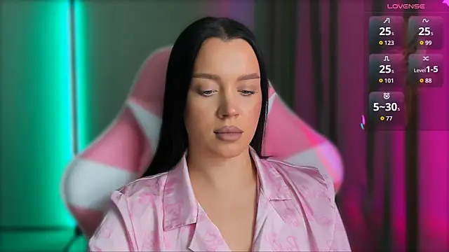 AmeliaSonk231 online show from October 16, 2025, 7:00 pm