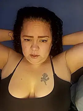 Miss Adriana01 online show from January 8, 2026, 9:21 pm