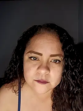 Miss Adriana01 online show from February 7, 2026, 8:28 pm