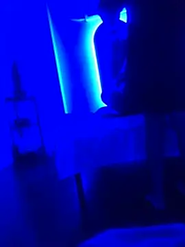 jmmm140793 online show from February 6, 2026, 8:05 pm