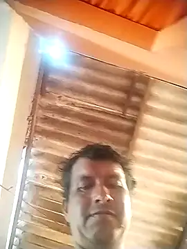 colombiano198720 online show from November 13, 2025, 6:45 pm