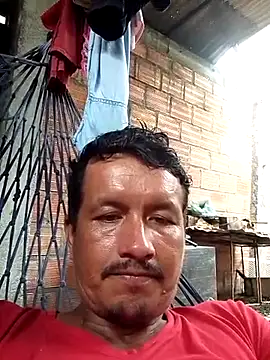 colombiano198720 online show from January 6, 2026, 6:01 pm