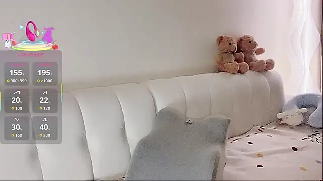 Snapshot of LuLu-Moon chatting on September 28, 2025, 4:25 pm LuLu-Moon online show from September 28, 2025, 4:25 pm