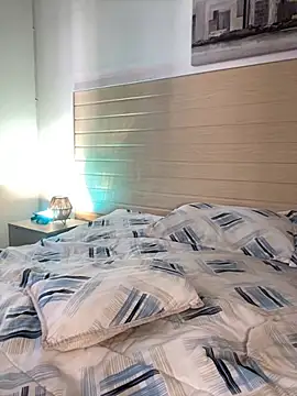 GabiHills online show from November 3, 2025, 7:17 pm