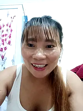 Mainay0033 online show from September 10, 2025, 11:42 am