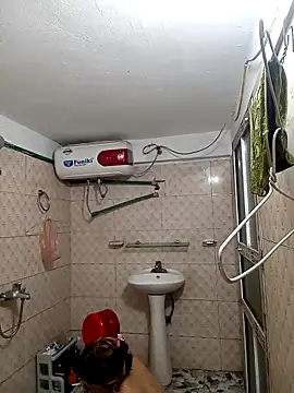 Mainay0033 online show from September 17, 2025, 7:43 am