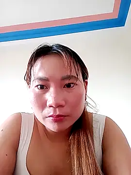 Mainay0033 online show from September 19, 2025, 12:14 am