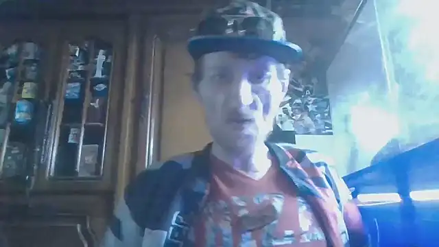 zipmantoof online show from September 16, 2025, 3:46 pm