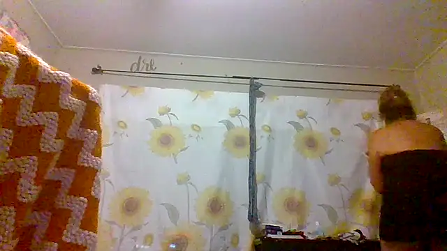 Bored Grandma online show from September 26, 2025, 6:42 am