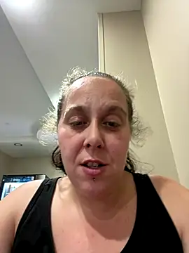 exotictastingexotic online show from September 9, 2025, 1:31 pm
