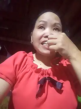 Snapshot of _YooY_ chatting on October 17, 2025, 1:46 pm  YooY  online show from October 17, 2025, 1:46 pm