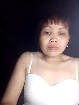 Snapshot of _YooY_ chatting on October 28, 2025, 1:10 pm  YooY  online show from October 28, 2025, 1:10 pm