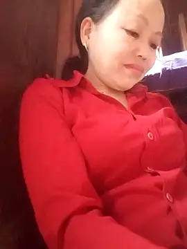 Snapshot of _YooY_ chatting on October 3, 2025, 2:59 am  YooY  online show from October 3, 2025, 2:59 am