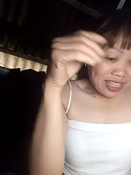 Snapshot of _YooY_ chatting on October 30, 2025, 2:10 am  YooY  online show from October 30, 2025, 2:10 am