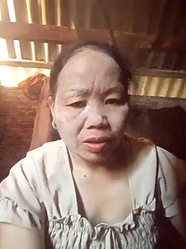 Snapshot of _YooY_ chatting on September 21, 2025, 5:23 am  YooY  online show from September 21, 2025, 5:23 am