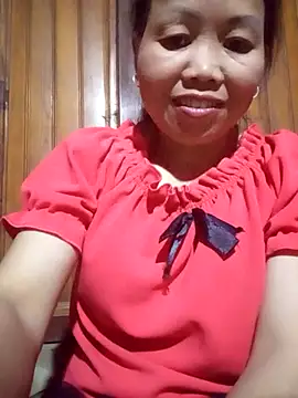 Snapshot of _YooY_ chatting on September 24, 2025, 12:11 pm  YooY  online show from September 24, 2025, 12:11 pm