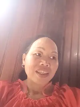 Snapshot of _YooY_ chatting on October 18, 2025, 3:41 am  YooY  online show from October 18, 2025, 3:41 am