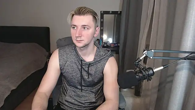 Elvin Vaenight online show from September 9, 2025, 9:13 pm