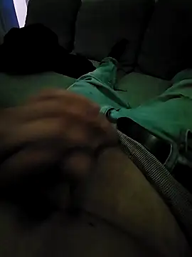 Snapshot of Ray2450x chatting on October 29, 2025, 1:37 am Ray2450x online show from October 29, 2025, 1:37 am