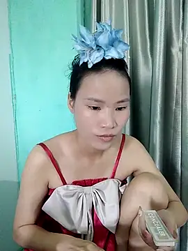 Snapshot of Ly-ny chatting on October 15, 2025, 5:17 am Ly-ny online show from October 15, 2025, 5:17 am